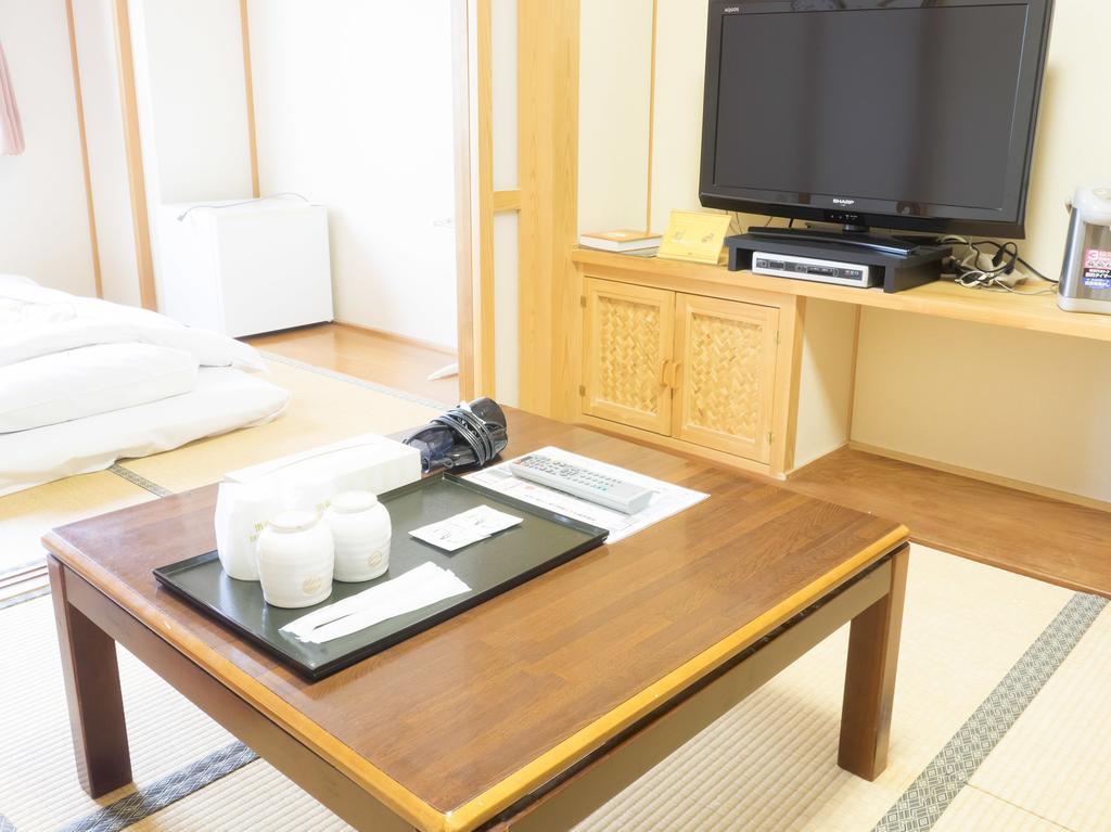 Hikone Station Hotel Екстер'єр фото
