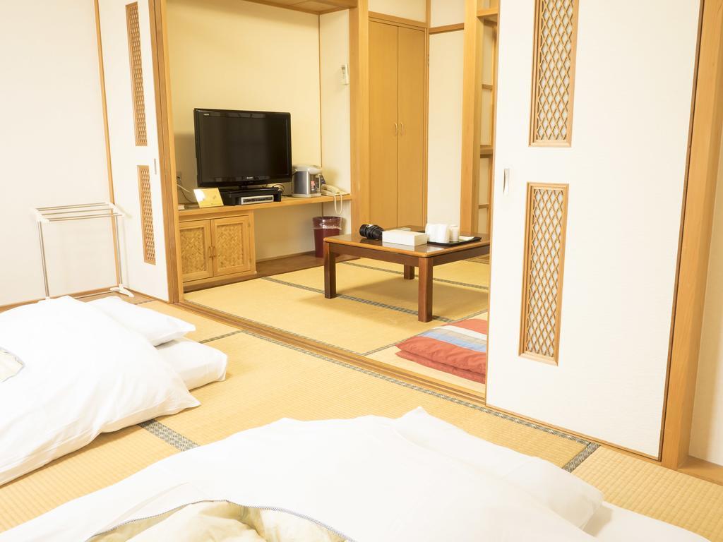 Hikone Station Hotel Екстер'єр фото